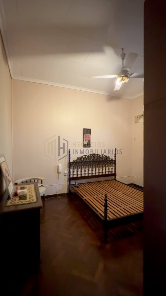 CASA SOBRE AV GRAL LOPEZ