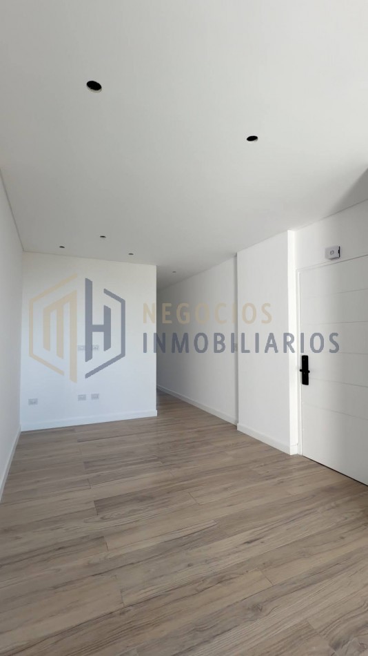 HERMOSO SEMIPISO DE 2 DORMITORIOS A 50 METROS DE BV GALVEZ A ESTRENAR!