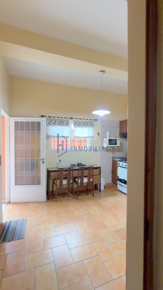 CASA SOBRE AV GRAL LOPEZ
