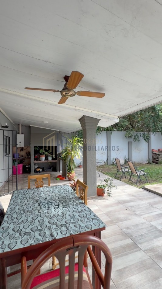 HERMOSA CASA CON GRAN PATIO EN JARDIN MAYORAZ