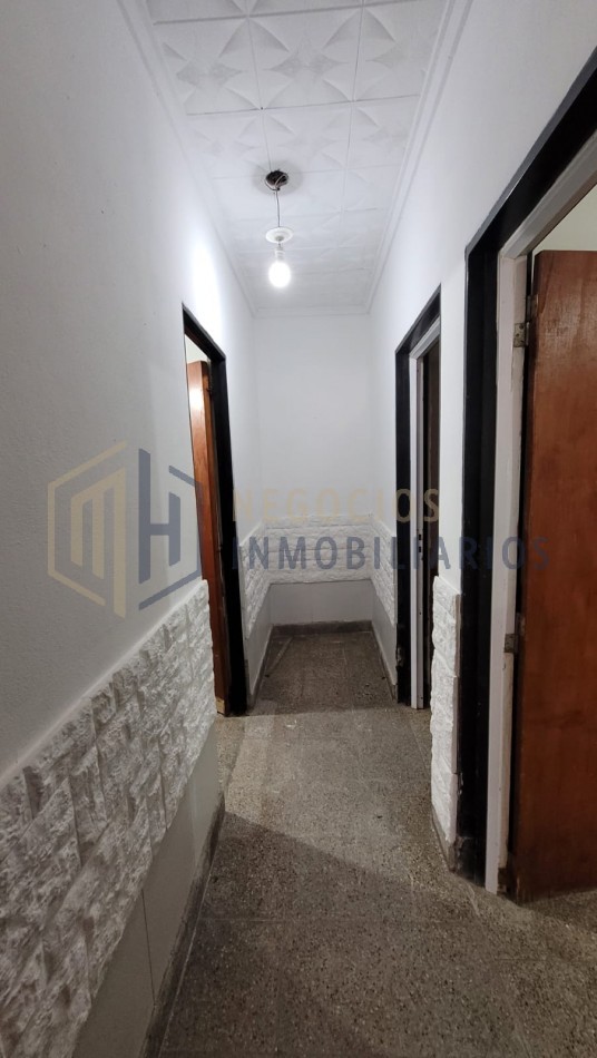 ¡2 CASAS EN UN MISMO LOTE - B° TRANSPORTE!