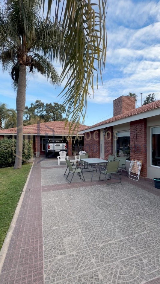 IMPONENTE CASA QUINTA EN ALTOS DEL SAUCE