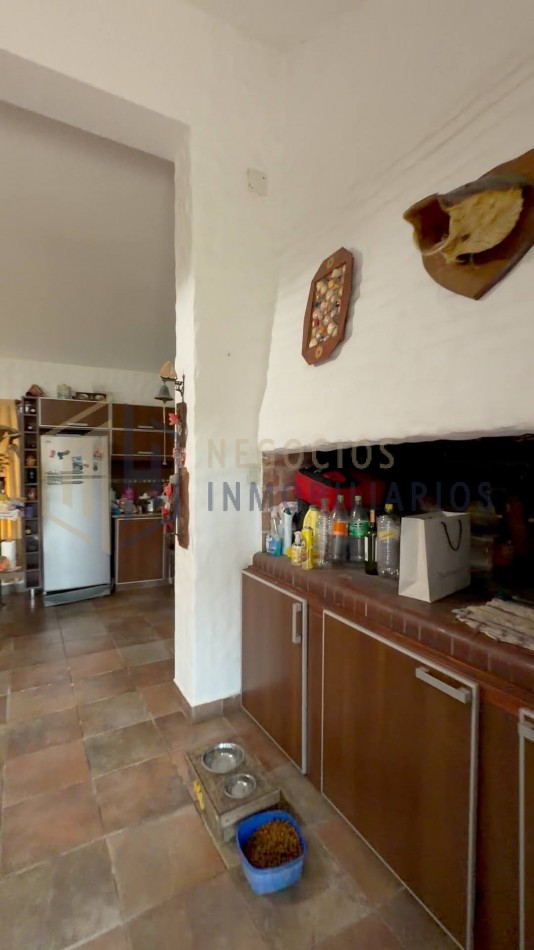 IMPONENTE CASA QUINTA EN ALTOS DEL SAUCE