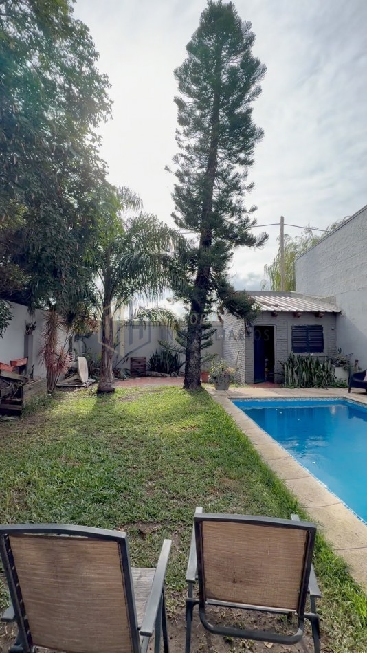 HERMOSA CASA CON GRAN PATIO EN JARDIN MAYORAZ