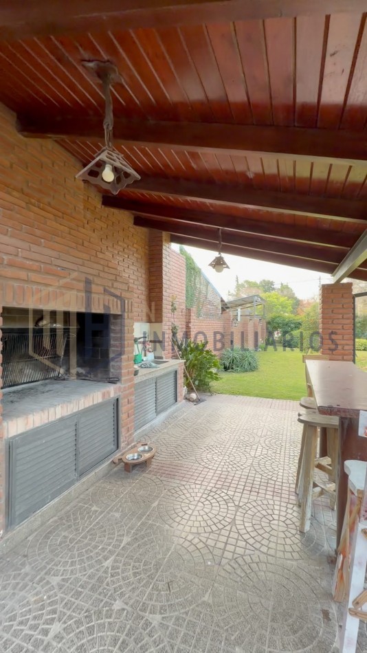 IMPONENTE CASA QUINTA EN ALTOS DEL SAUCE