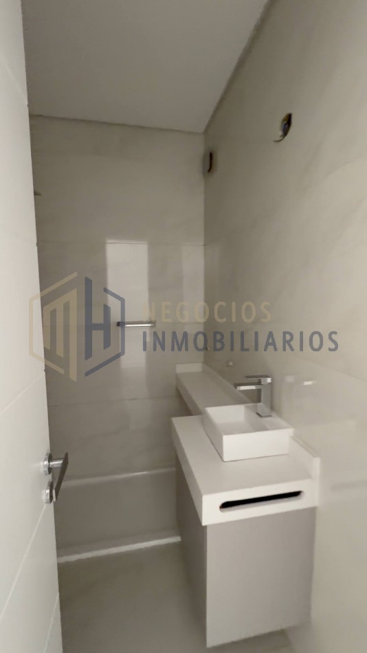 HERMOSO SEMIPISO DE 2 DORMITORIOS A 50 METROS DE BV GALVEZ A ESTRENAR!