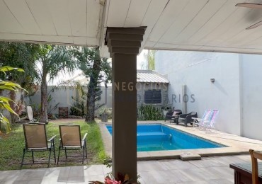 HERMOSA CASA CON GRAN PATIO EN JARDIN MAYORAZ